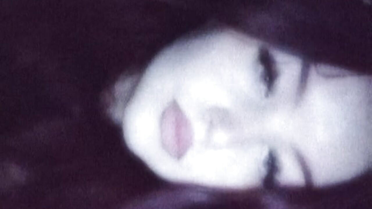 me 😽 - video di amell1x modella di cam