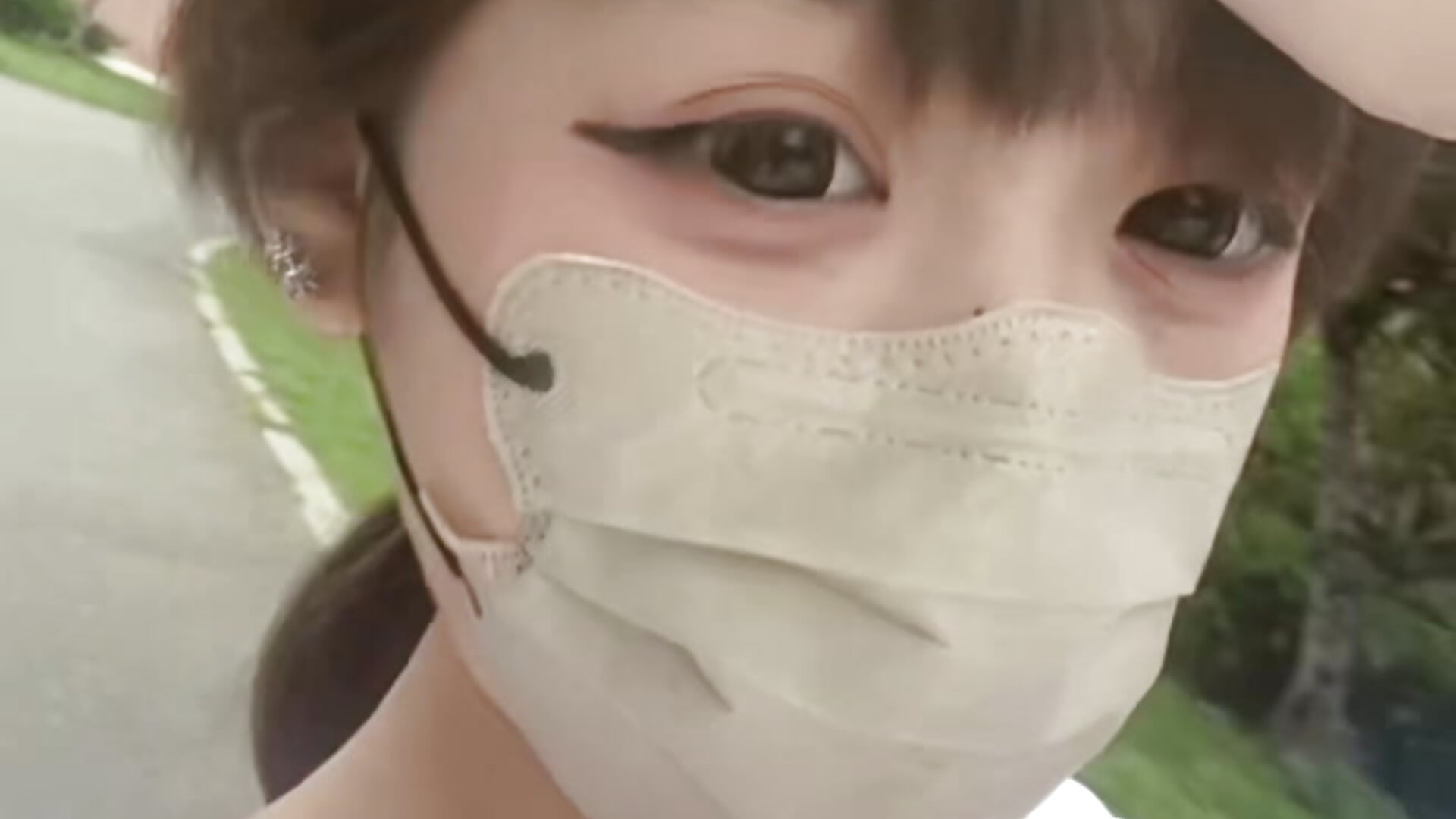 上学的路上 - video by HSU8HSU cam model