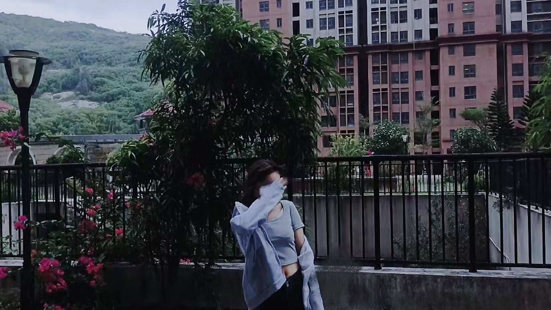 台风时的叶叶💓💓 – HSU8HSU videója