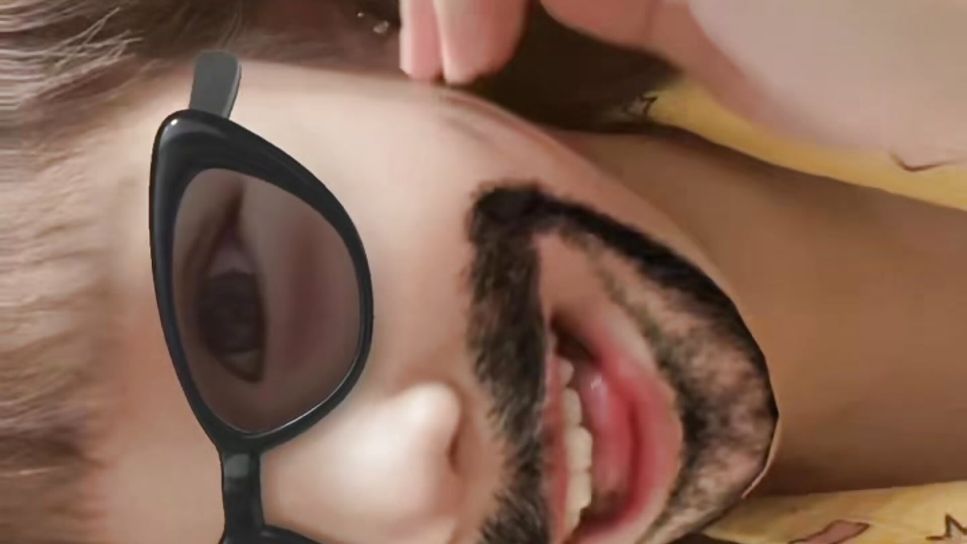 叶叶卖萌 - video by HSU8HSU cam model