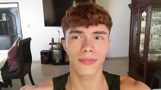profile-intro-video-1785601132 – video af ErickDelRio cam-model