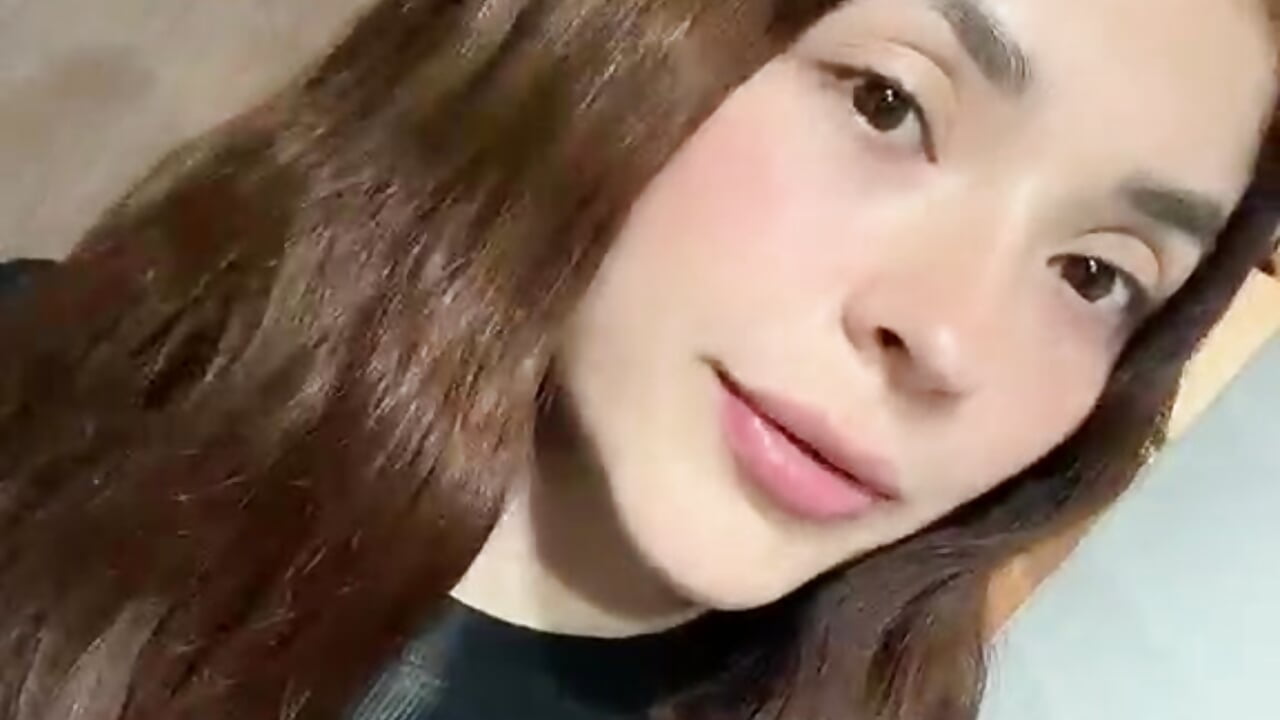 WhatsApp Video 2026-08-04 at 2,18,18 PM - vidéo du modèle de showcams Zarah_duk_m