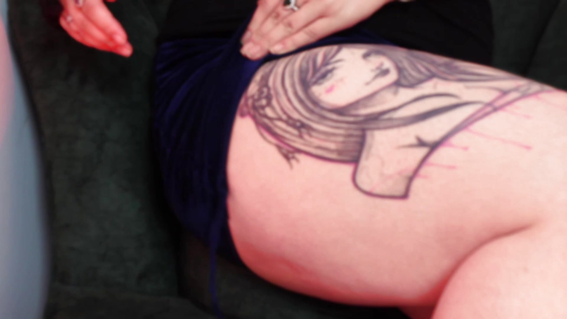 TATTOS TOUR - video van Dacotafox_ cam-model