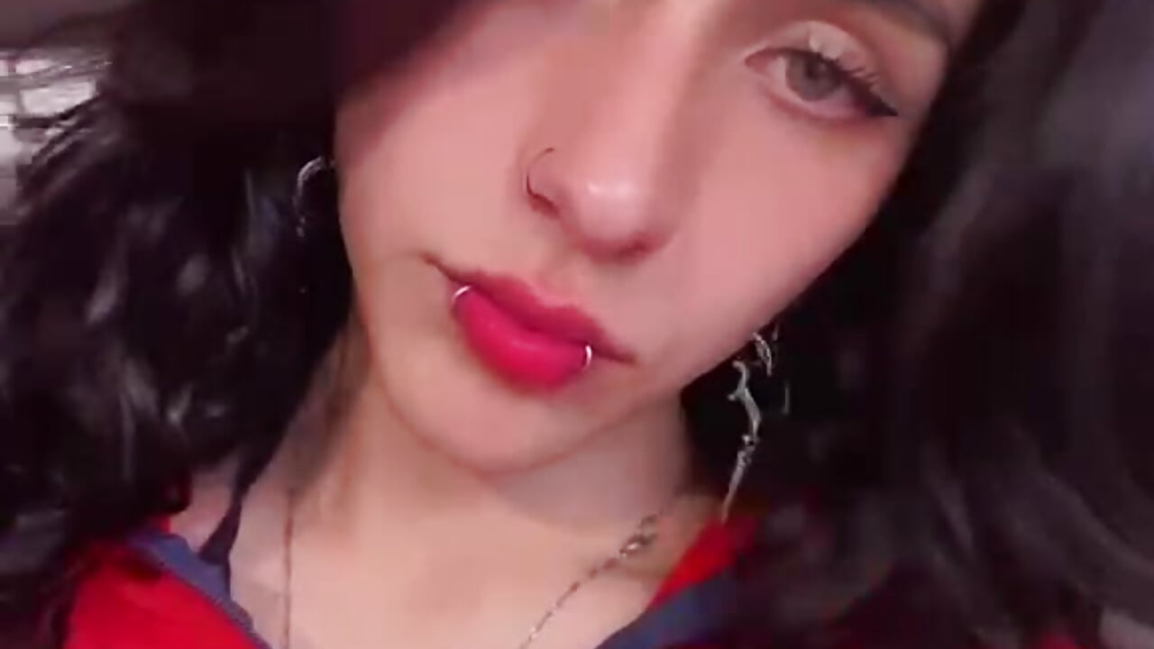 my face cute - video by kali_666 cam model