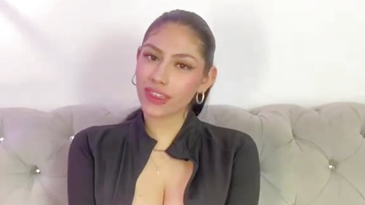 Unstoppable Energy - vídeo de Mila_Lune1 modelo de câmara