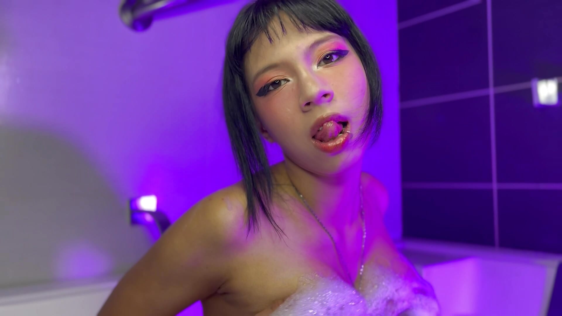 forbidden bubbles🛁🧼