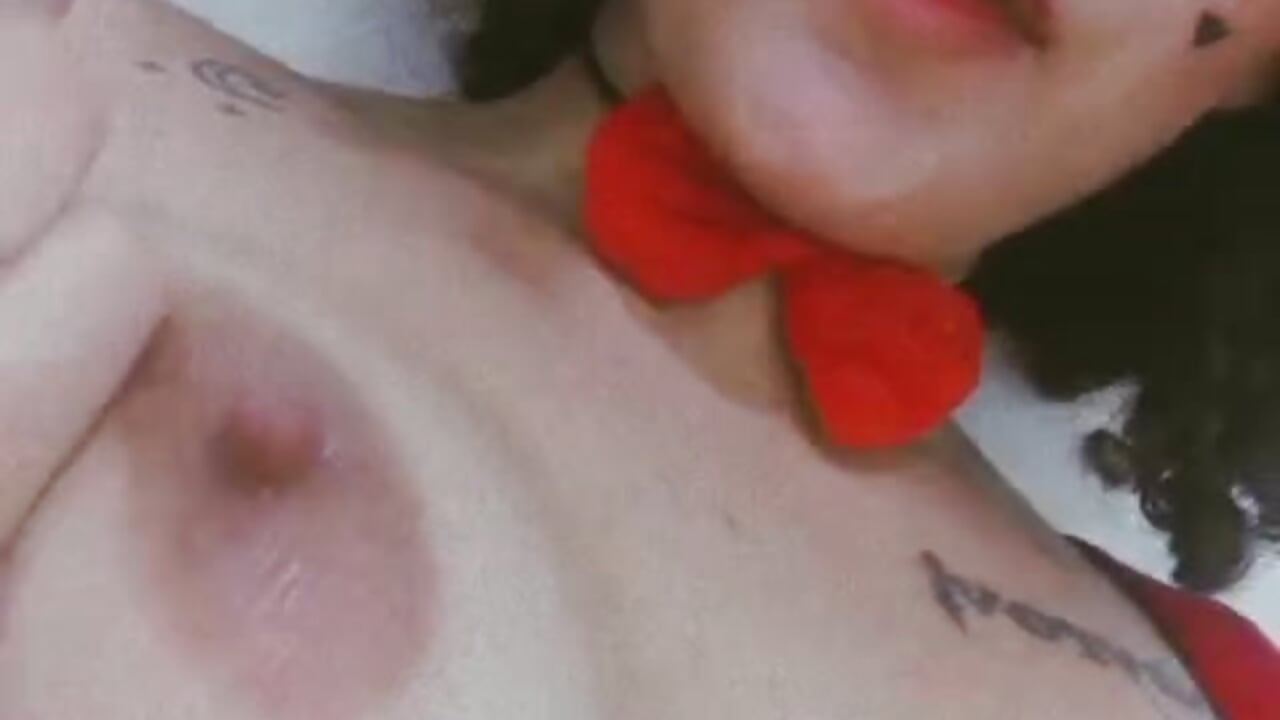 naugthy lollypop - video của người mẫu cam AlessiiaRose