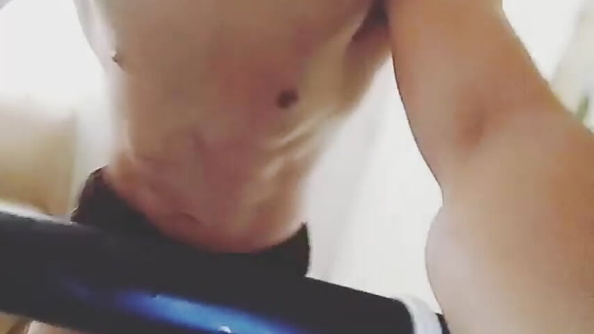 A fitness boy! 🔥 – video od webkamerové modelky Thiago_16