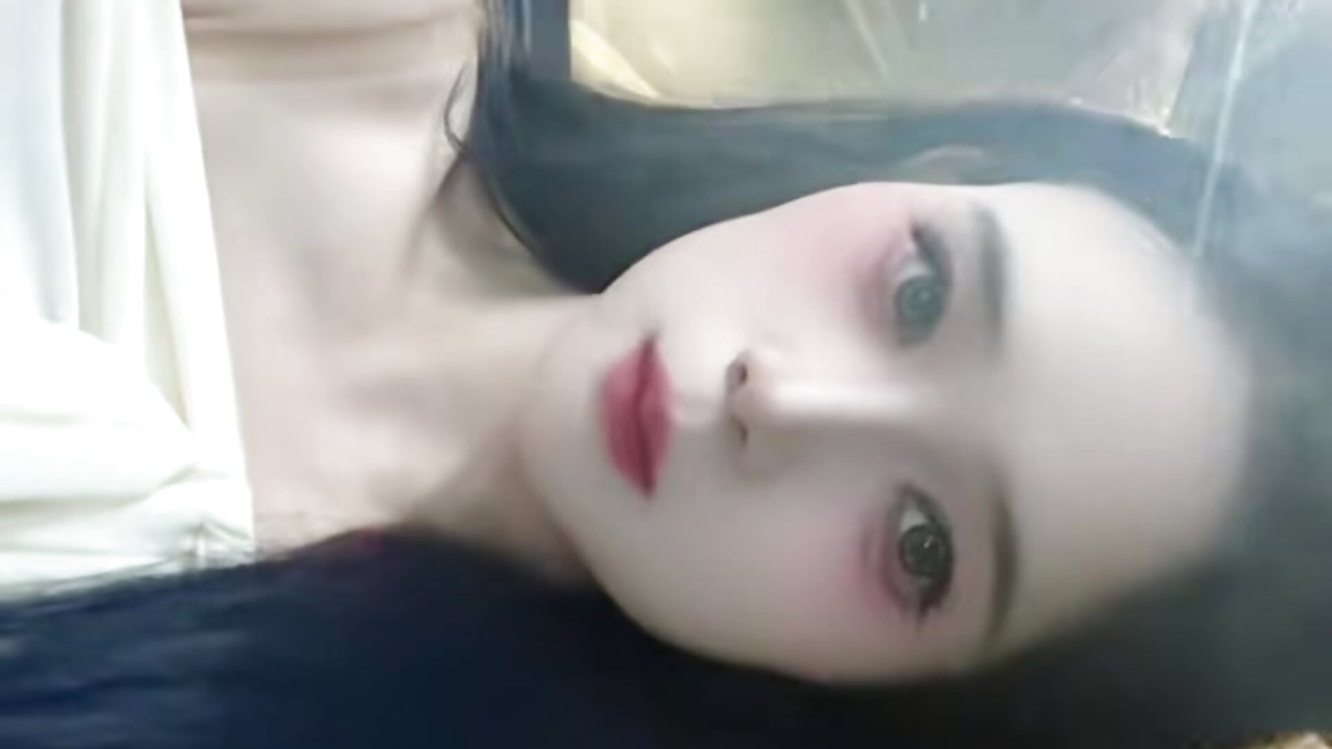 Ava - video oleh MSWH001 kamera model
