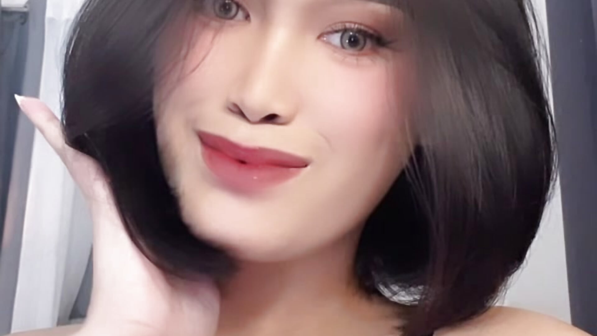 Tokyo_Hiyori1 adlı kamer modelinin viral videoları:  1289