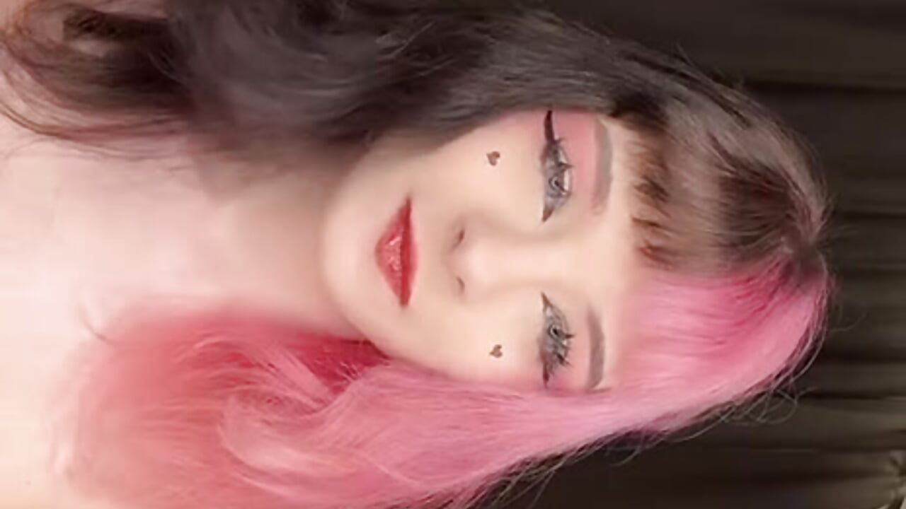Just me - відео від вебкаммоделі ItsFeliDoll