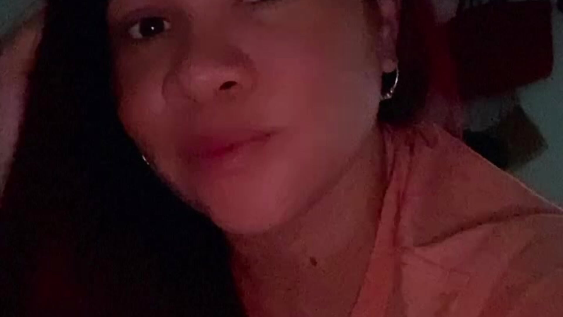 kiss - video by sweet_chloe25 cam model