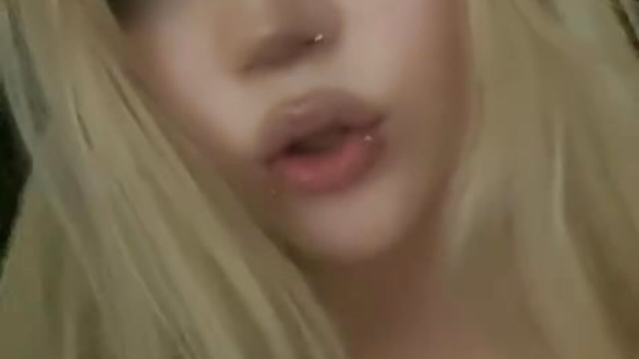 Eva - video by Yimokoday cam model
