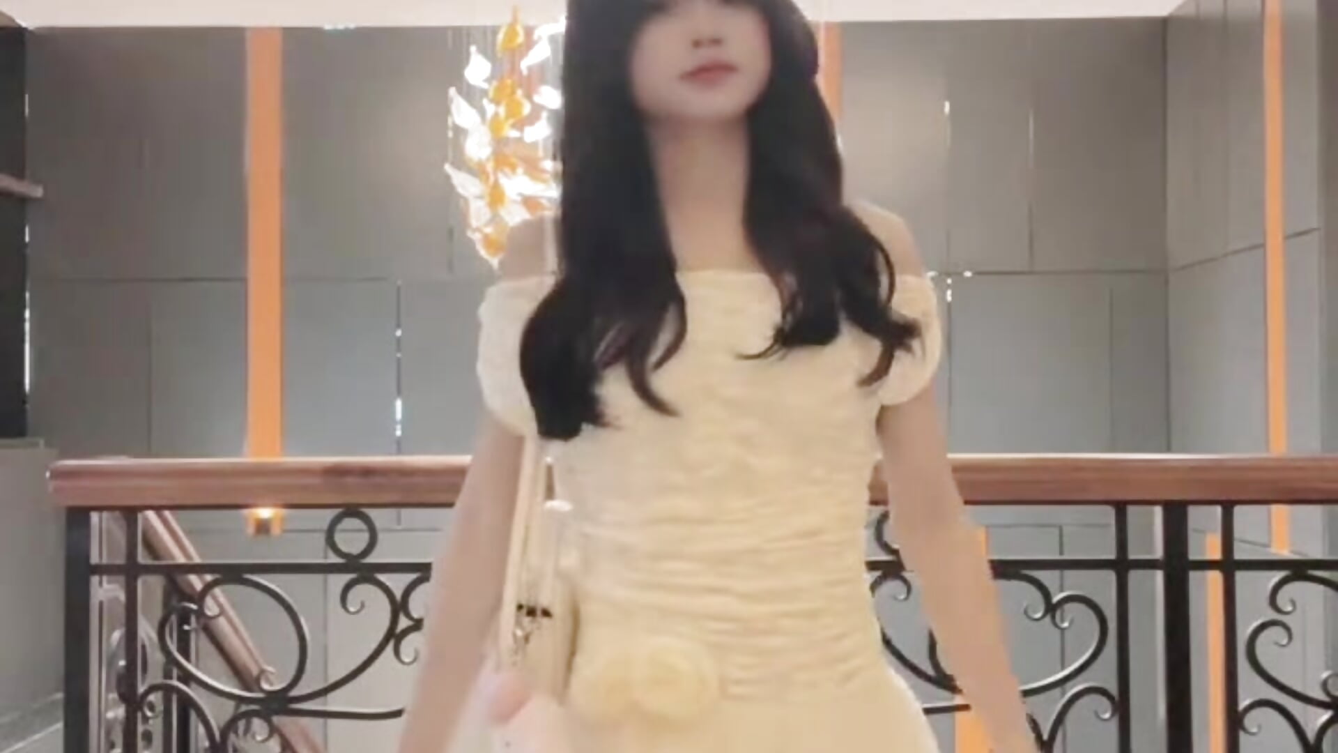 1786539947342_4038885817913256719_4038885817913256719 – video modela na kameri xiaoxiao2005