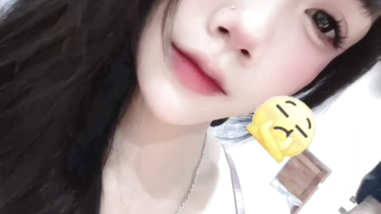 LOVE2 — filmik xiaoxiao2005, modela(-lki) na kamerkach