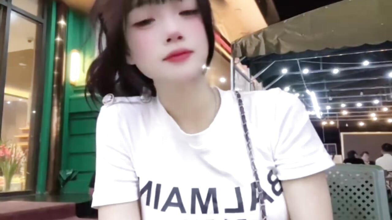 LOVE — filmik xiaoxiao2005, modela(-lki) na kamerkach