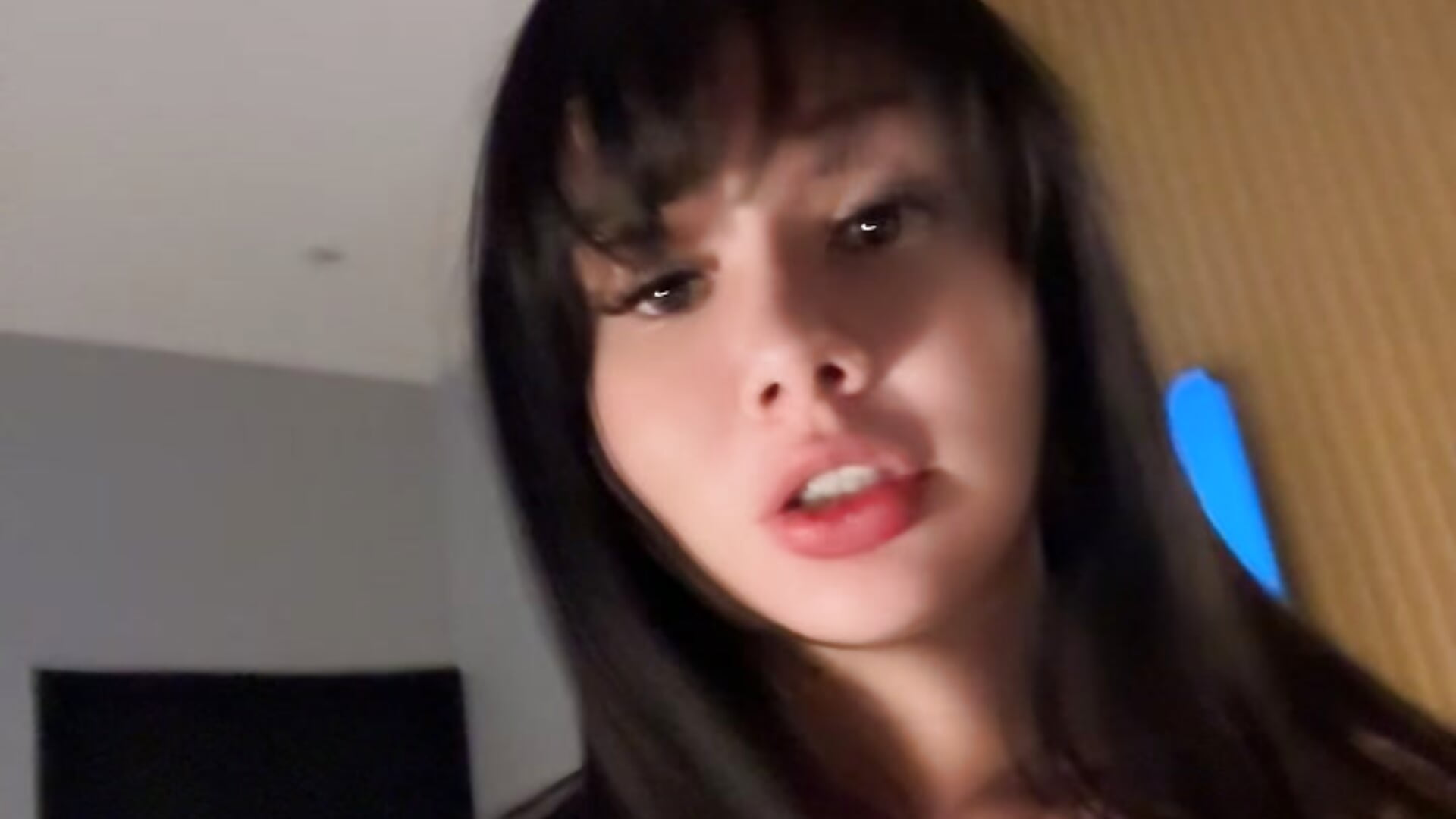 Simply me ❤️－カメラキャストのLina_oficialの動画