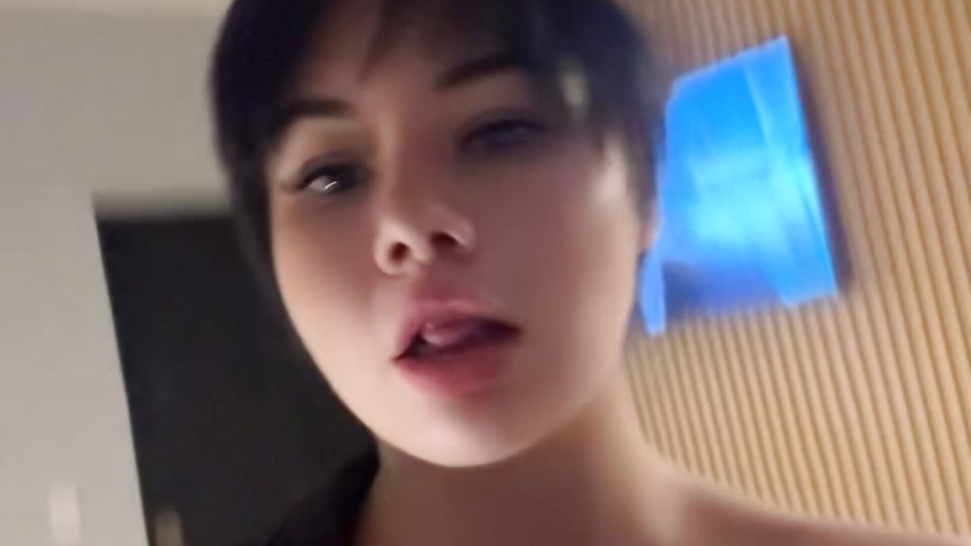 Holiwis 🥝🌻－カメラキャストのLina_oficialの動画
