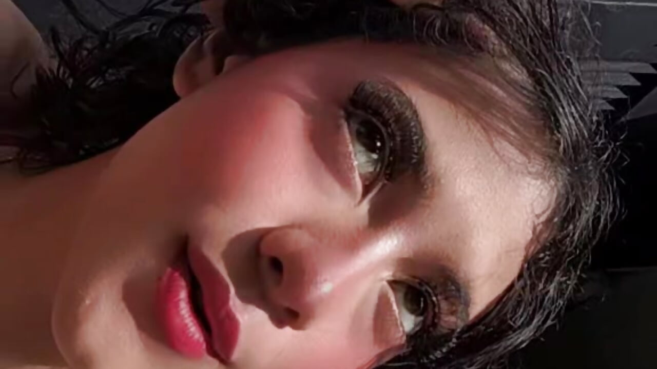 Ella es loca conmigo 🤪😵‍💫 - video av shantallmendy cam-modell