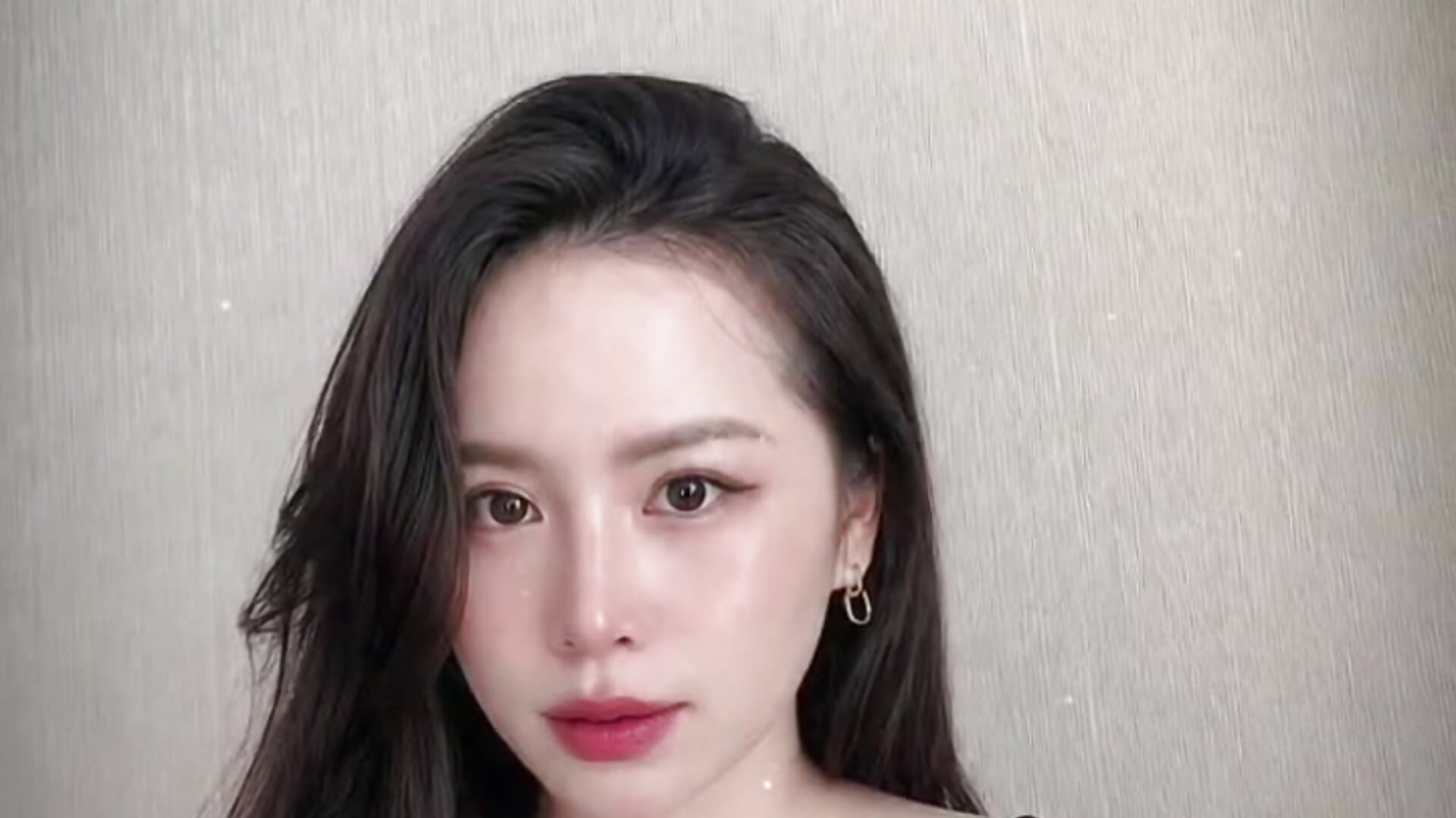 cool – video af Bina688 cam-model