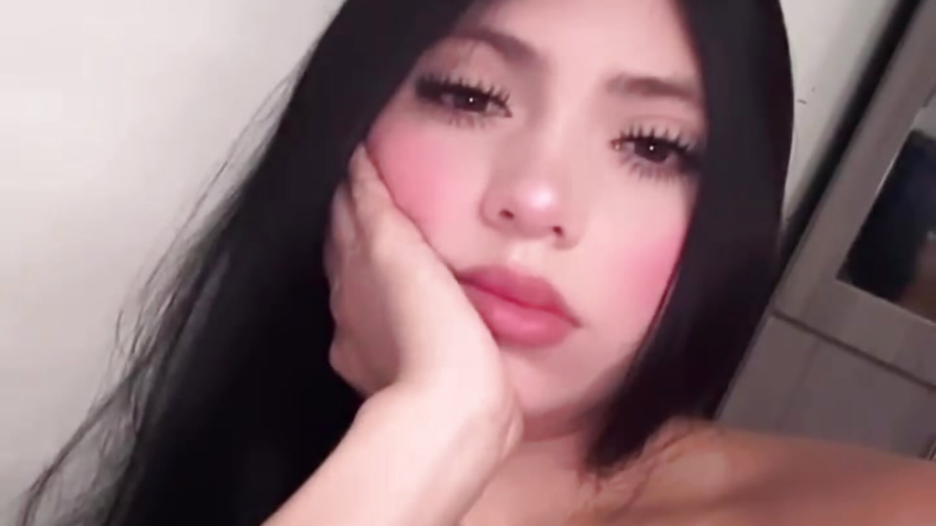 😍 - فيديو من Cassidy_Honeey موديل الكام