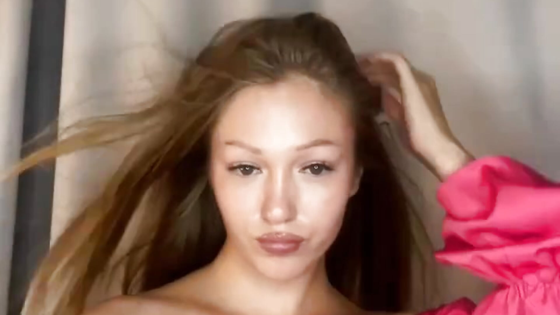 Ma first video public - vidéo du modèle de showcams NanceeFinlay