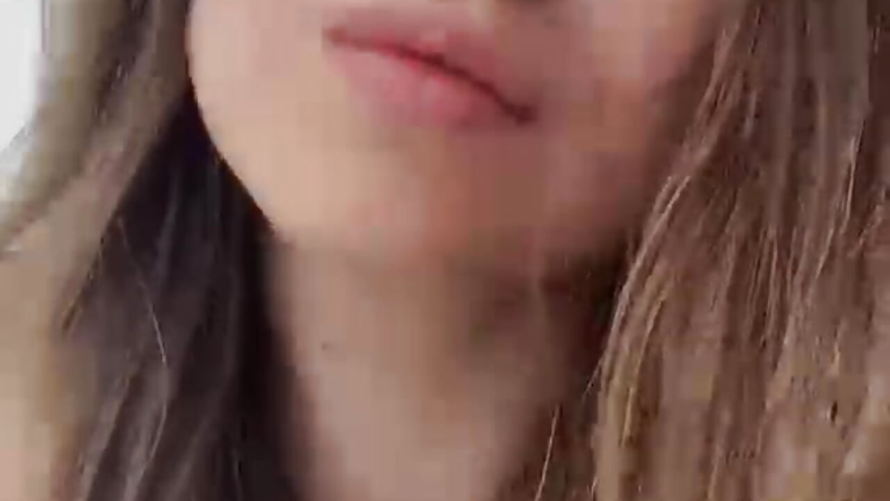 more of this ? – video af AryaGold cam-model