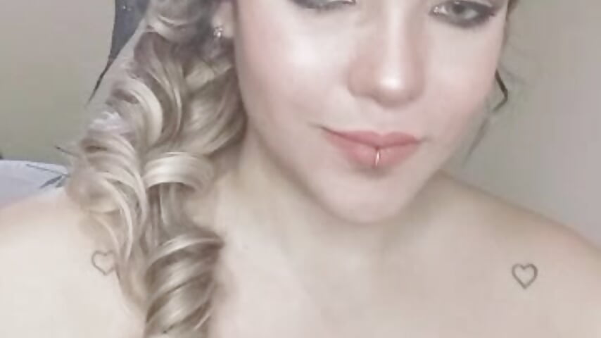 Its me - video của người mẫu cam Lucy_diamond_