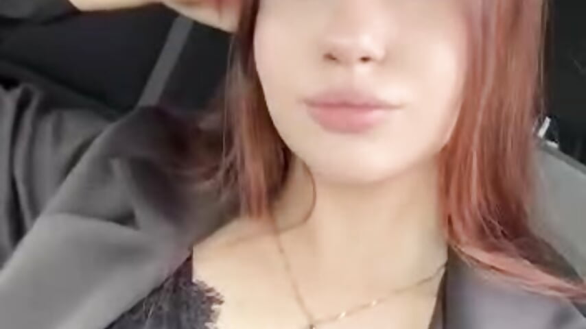 Me :3 - video by CarmellaKluss