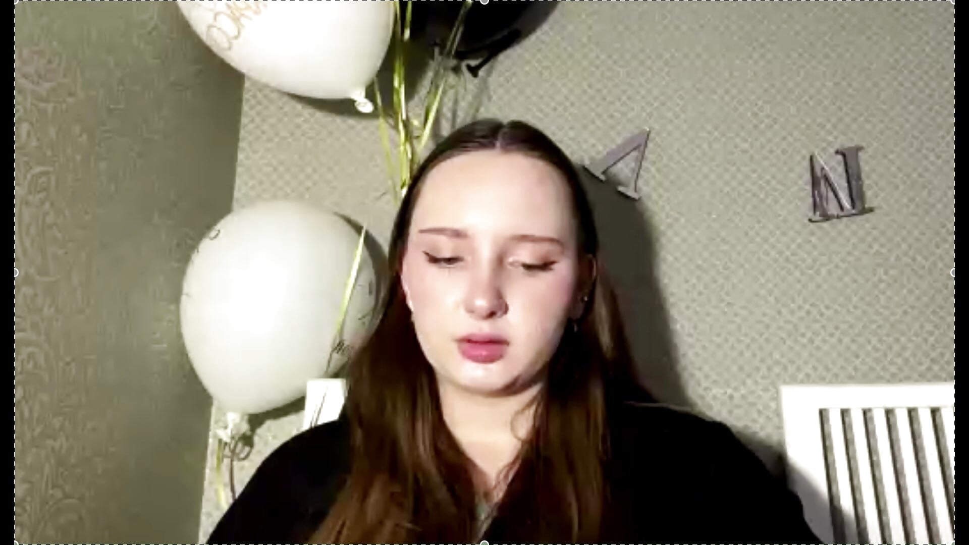 Caught in the Moment - clip cu LovieClausing model videochat