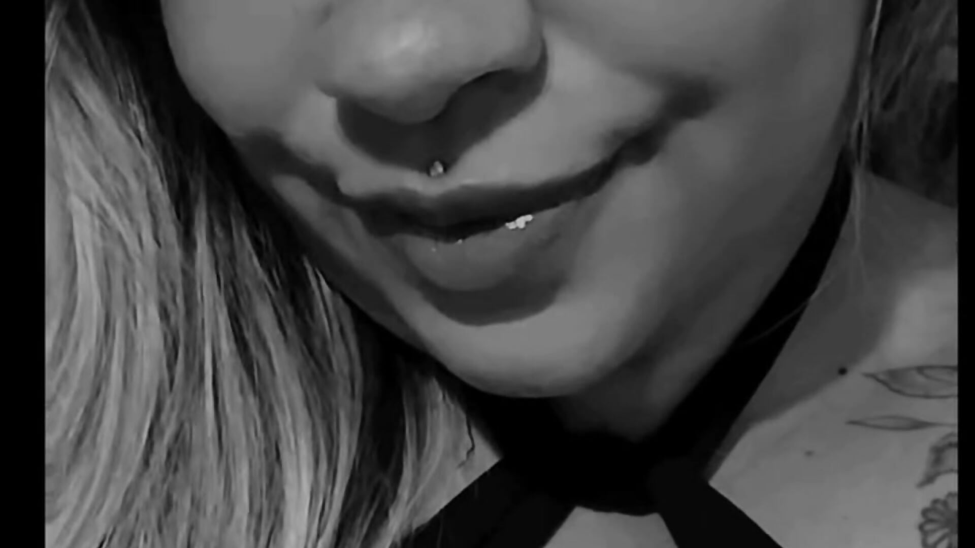 1001847296 - video by Bokinha2908 cam model