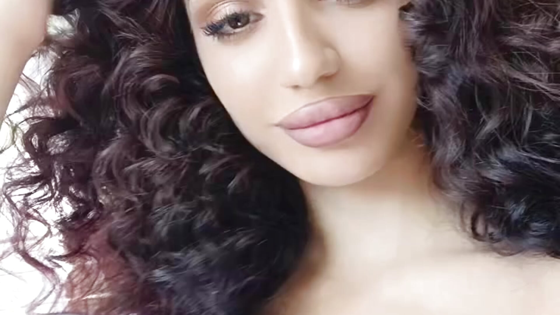 Lovely... - clip cu esmalee_ model videochat