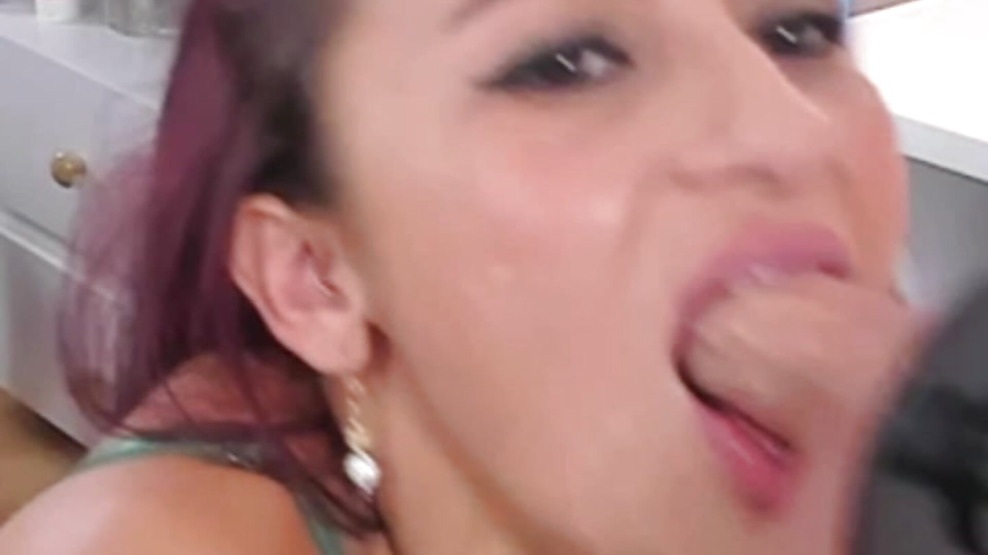deepthroat sloppy - video by Miia__Torres cam model