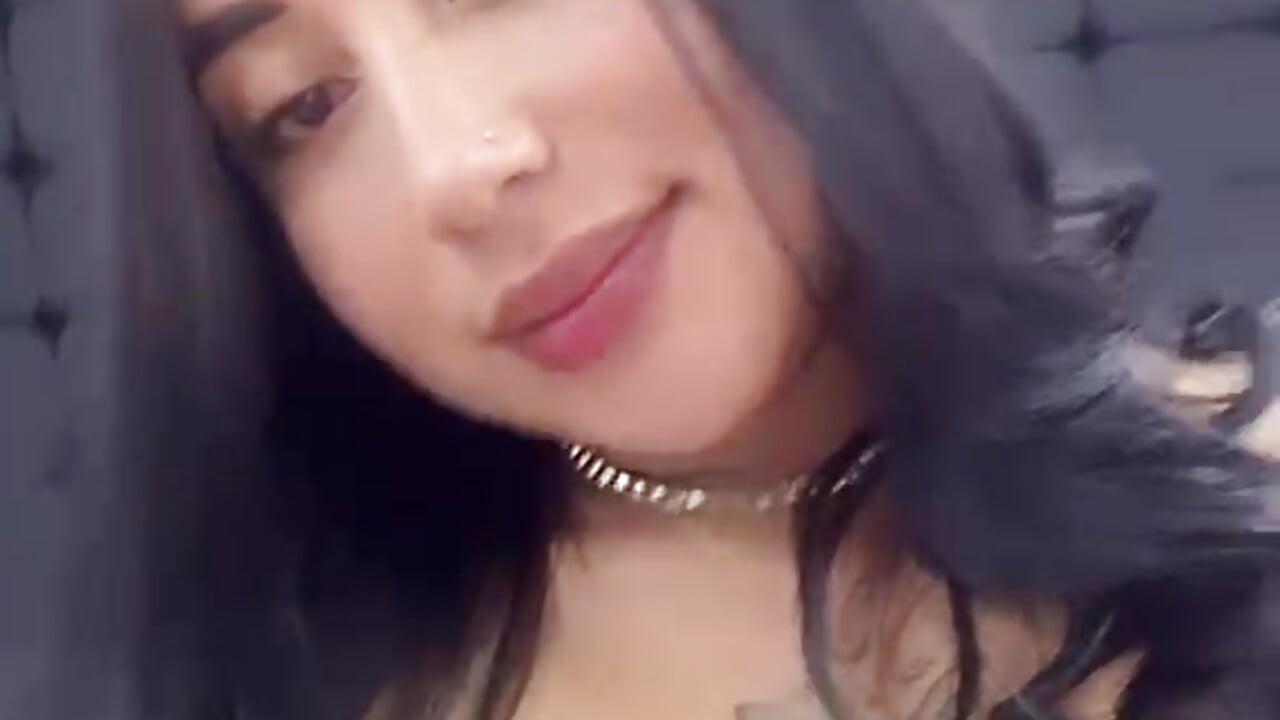 WhatsApp Video 2026-05-08 at 10,20,05 - Video von Ary-Hot_ Cam-Model