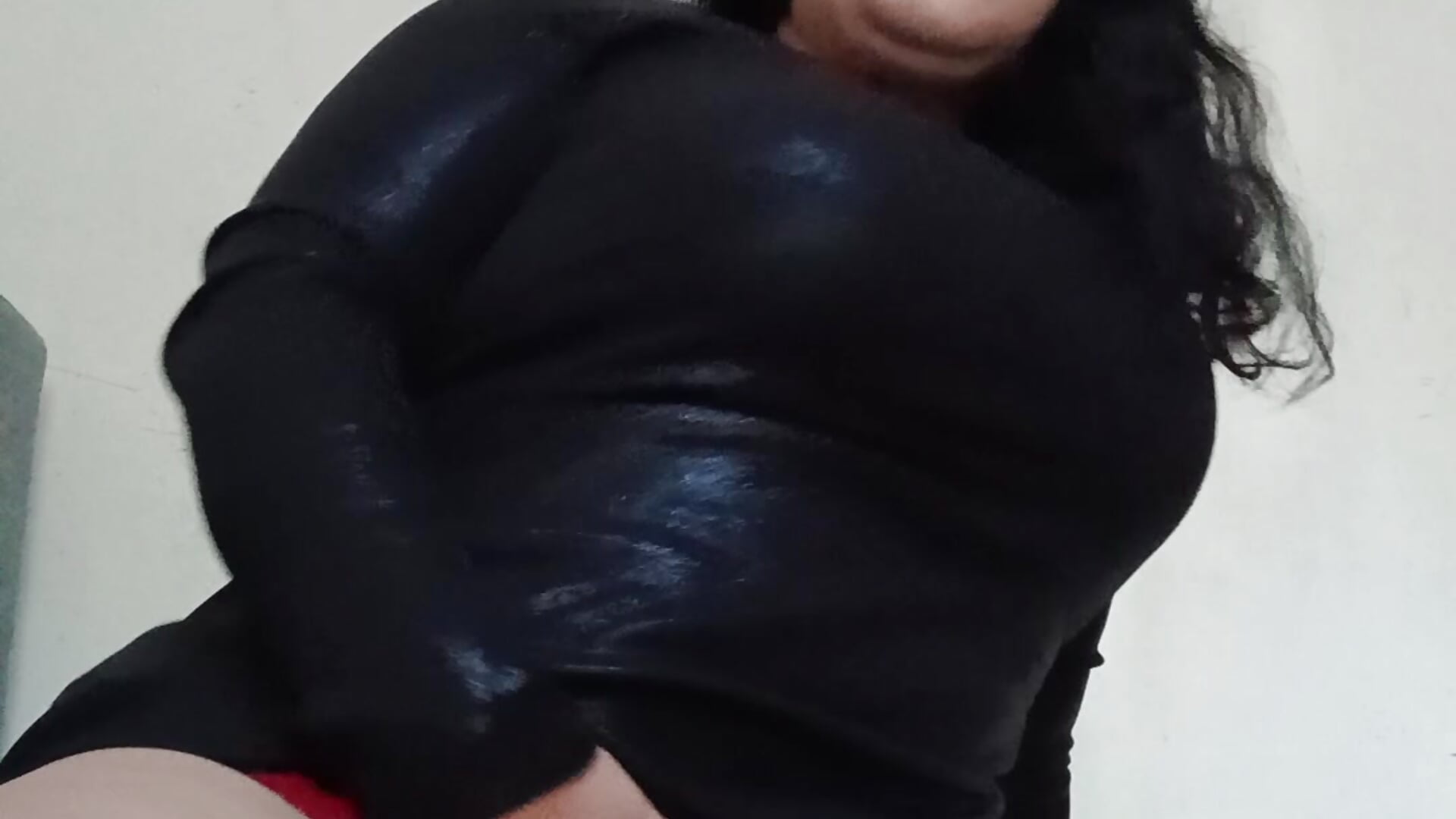 Tócate conmigo - video di soledad35xx modella di cam