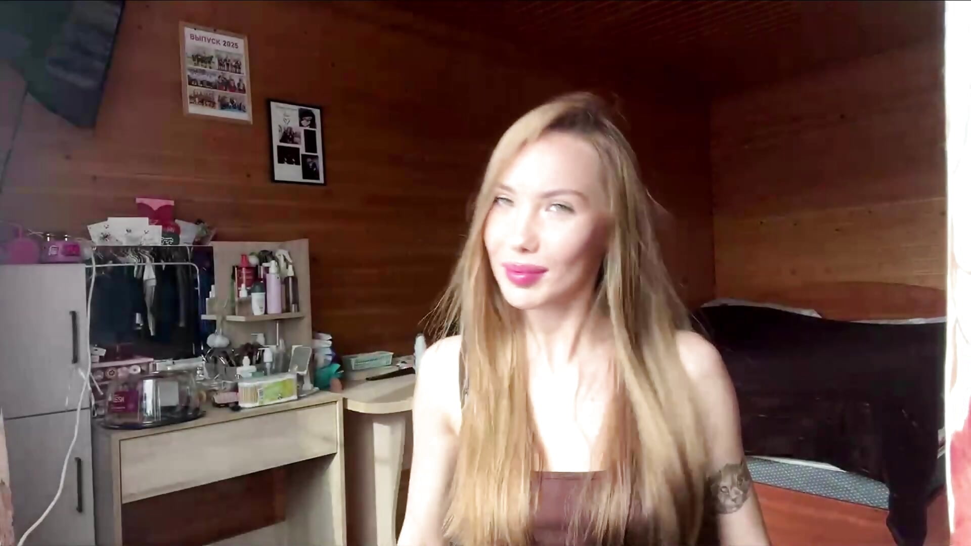 Your favorite place? – video af KarinaVarrato cam-model