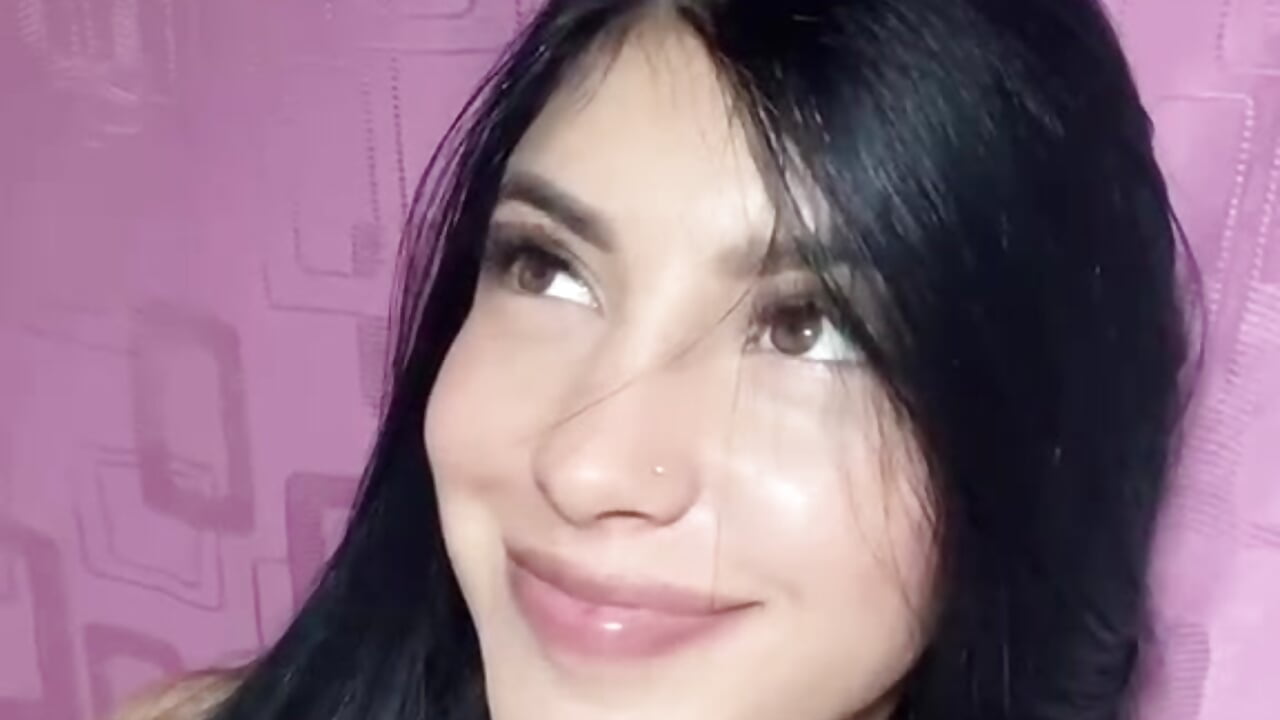 WhatsApp Video 2026-08-28 at 2,34,27 AM – video af MyLily_ cam-model