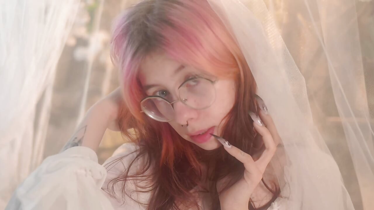 sexy cutie - video by cutiiepink cam model