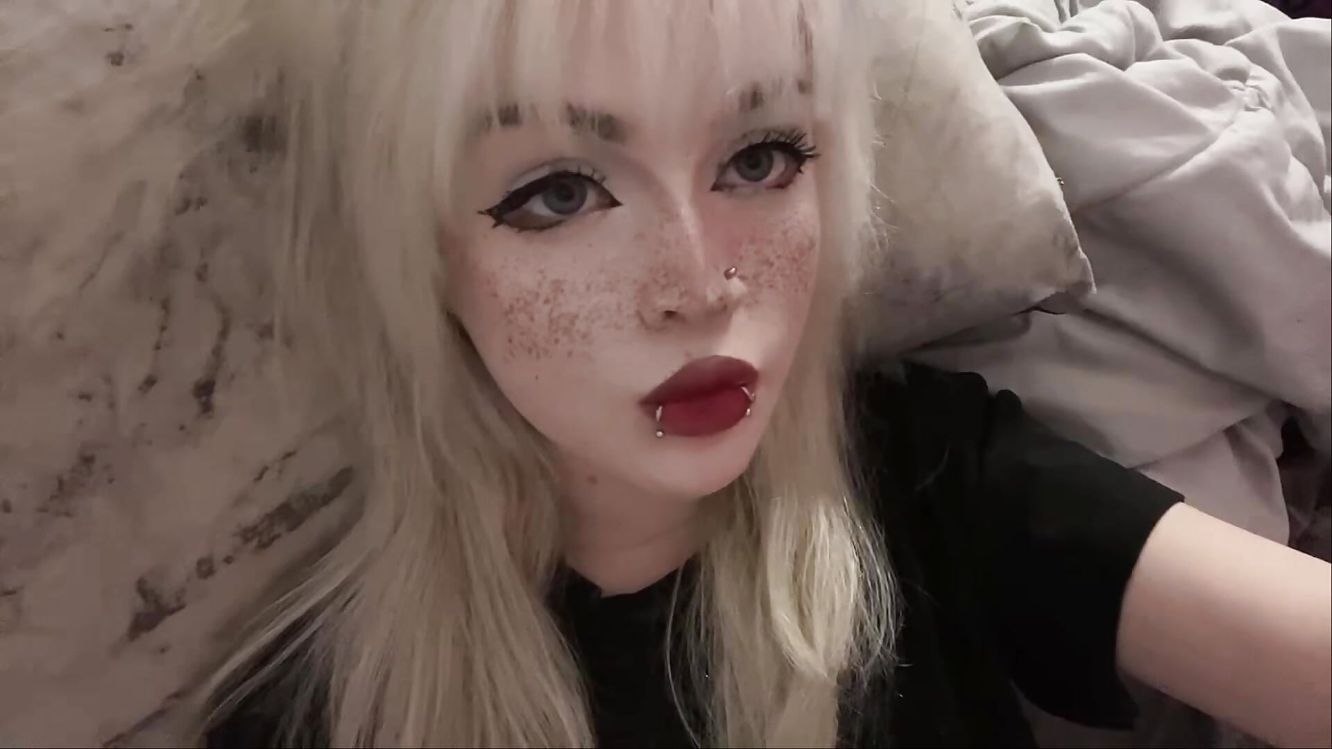 💅💅💅 - clip cu CoralBarra model videochat