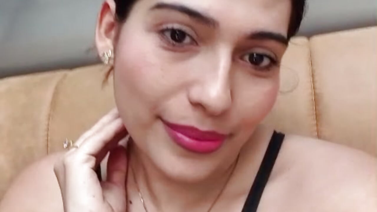 GAME ?🔥 - video by Briela1 cam model