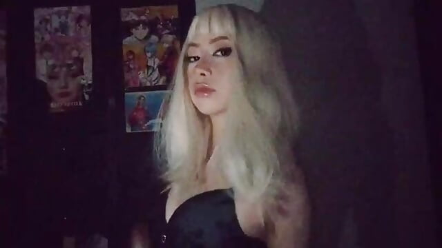 welcome guys 🔥🔥 – video modela na kameri amapola_magical