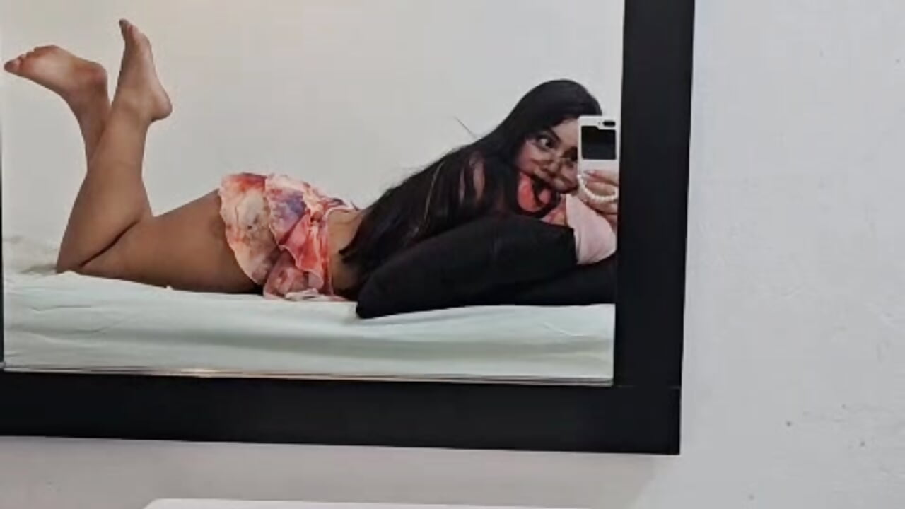 Hii 🌸 – video modela na kameri Antonella_Gomez75