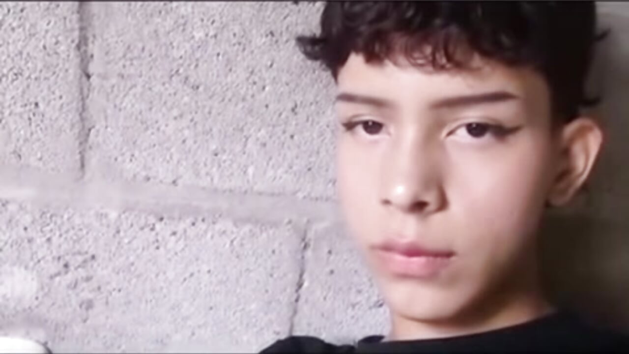 A bit of me - clip cu DaianCockie model videochat