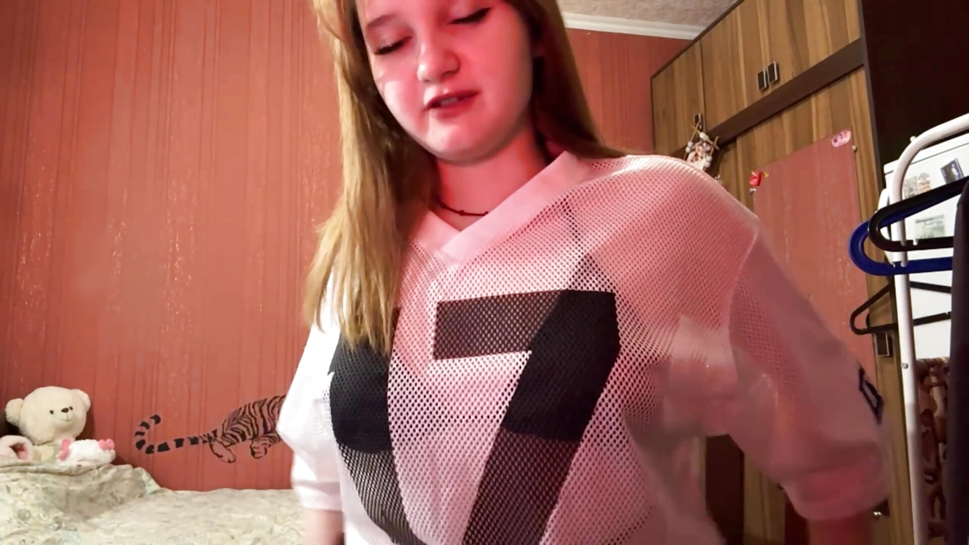 hot top – video af AdaCoss cam-model