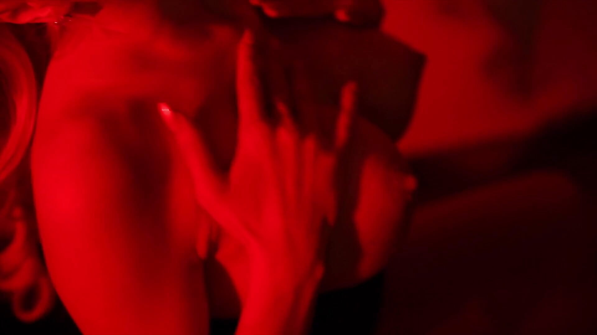 Rogue - βίντεο μοντέλου NataliaSecret