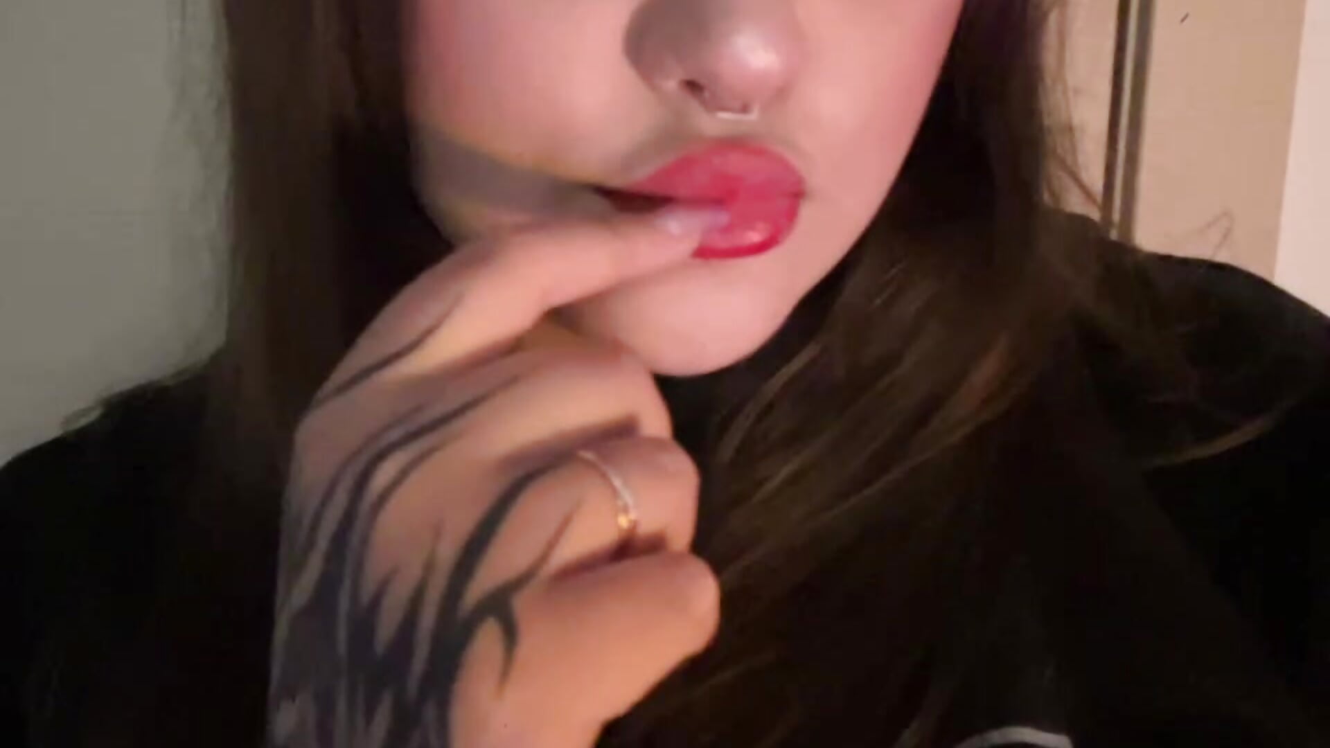 Some of myself – video modela na kameri EmilyHude_