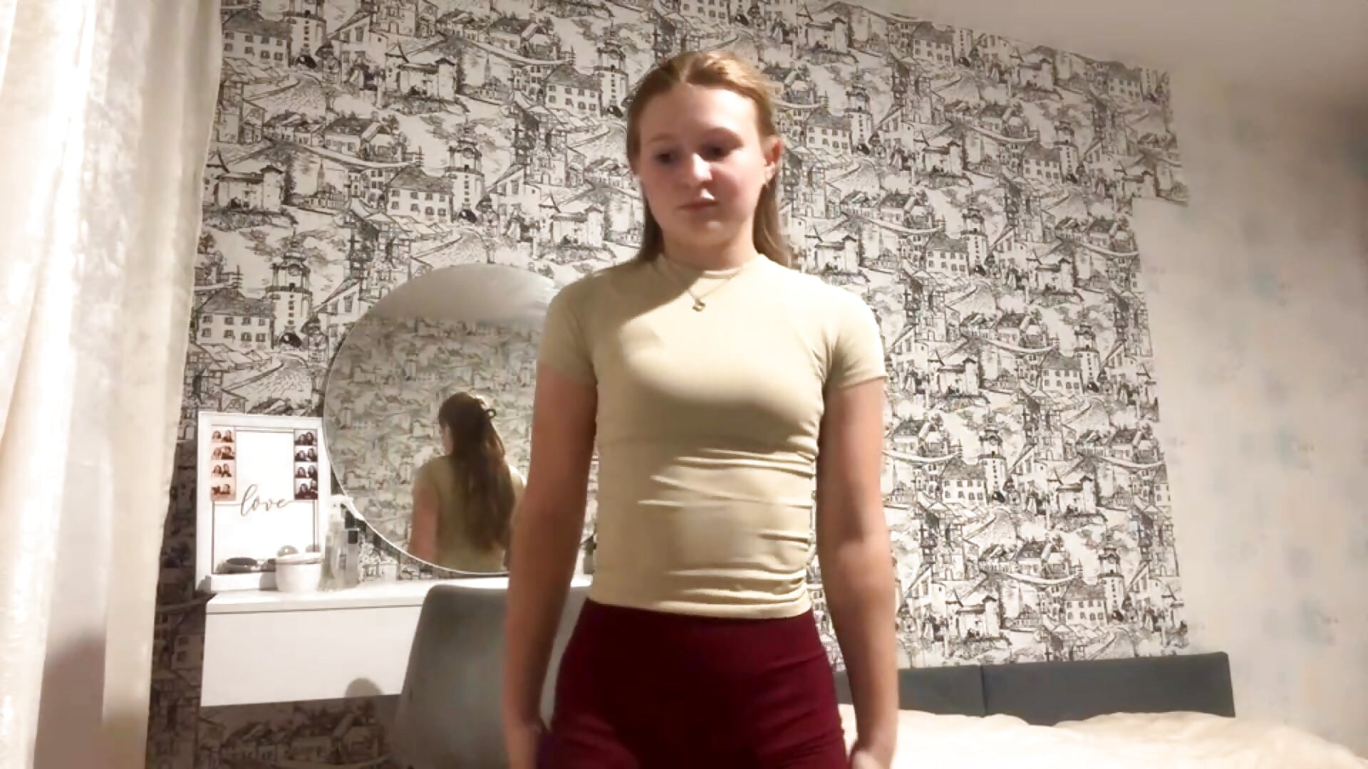 Soft & Sweet 🍓 – video af LisFris cam-model
