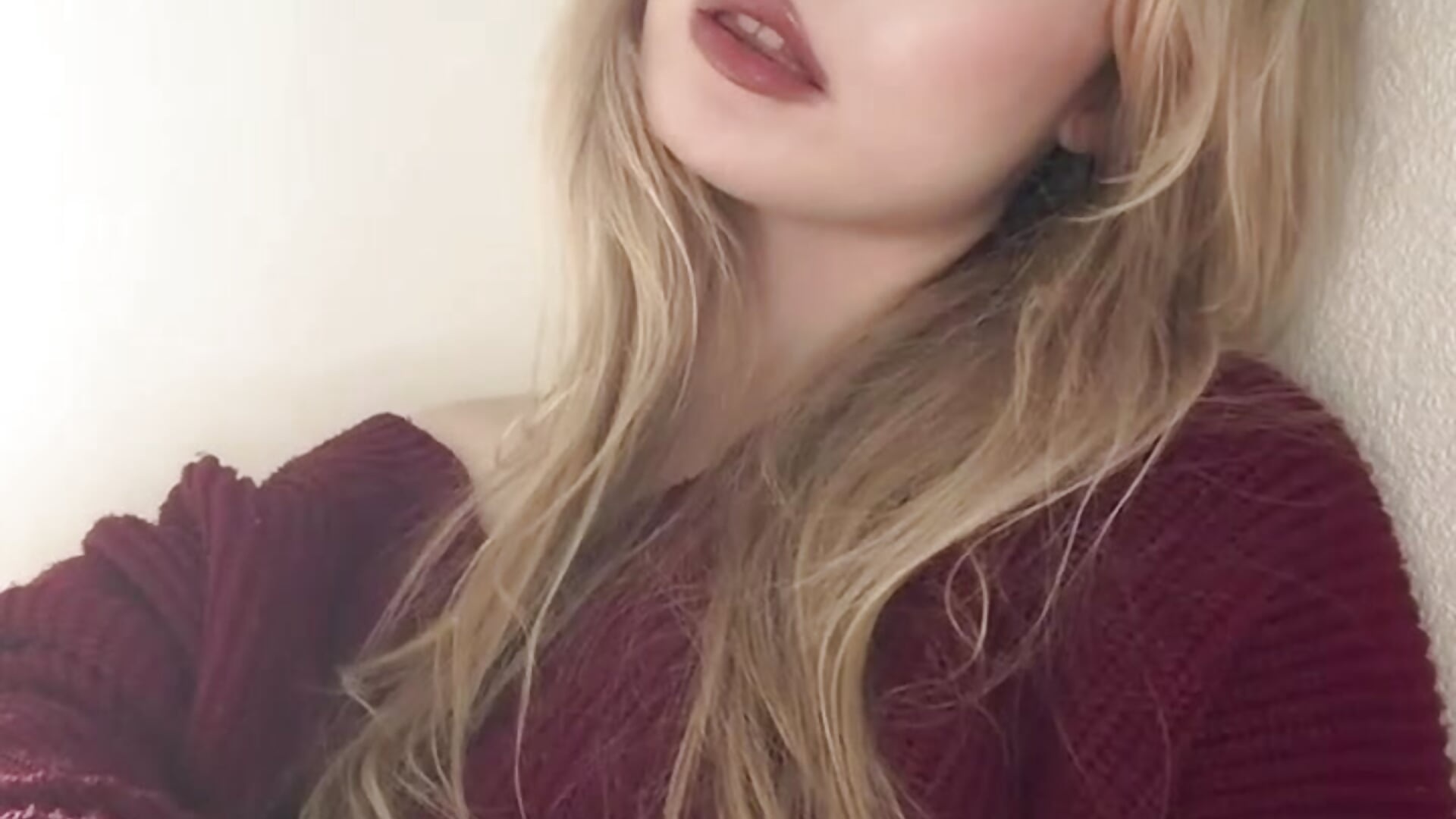 Cute me - video di Stellamelow modella di cam