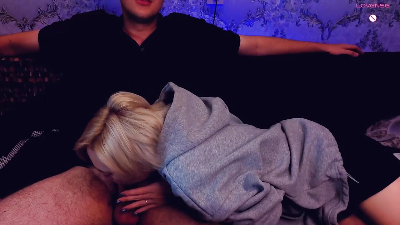 blowjob deepthroat cum milf blonde - video av DarkDominSmoke cam model