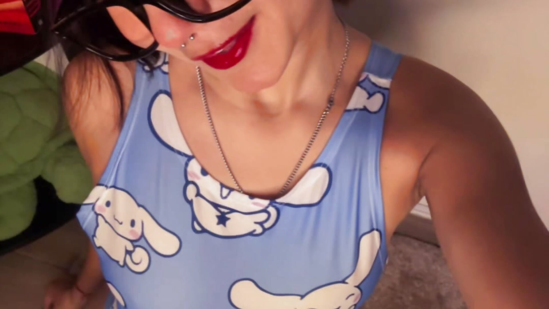 ୨୧ 𝒔𝒐𝒇𝒕 𝒈𝒊𝒓𝒍 𝒎𝒐𝒐𝒅 - video by ivi_sunny cam model